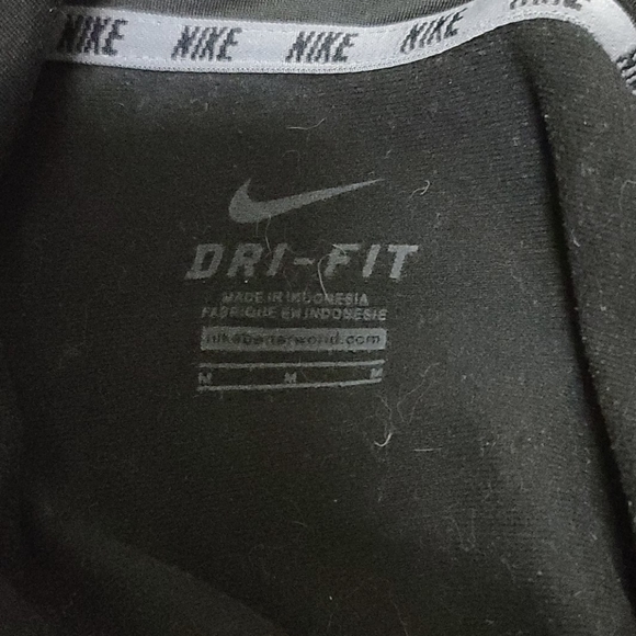 Nike Dri-Fit Quarter Zip Long Sleeve - Picture 4 of 4